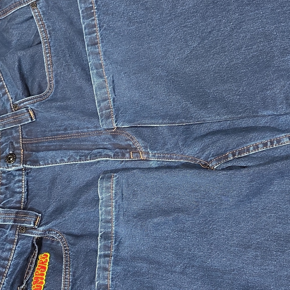 EMPYRE Skater Jeans - Picture 4 of 4